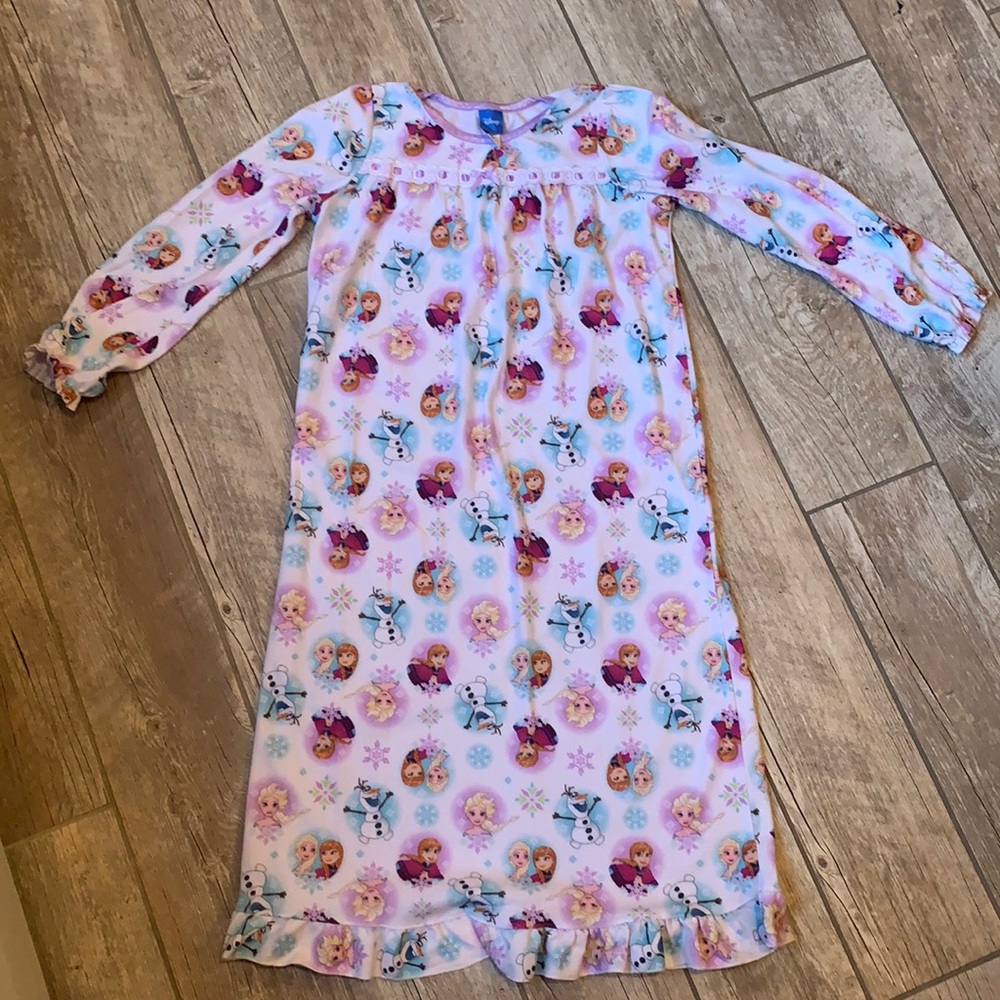 Disney Frozen Sz 10 Cozy Nightgown